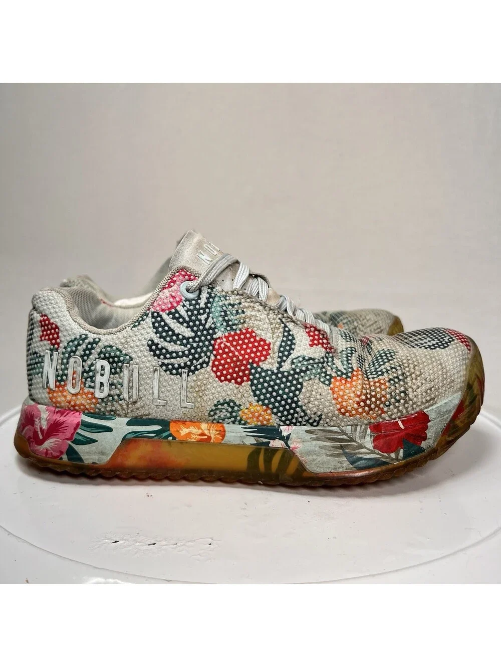 NOBULL Outwork Edge training sneakers in the Tropical Sky Women’s Sz 8.5 Floral
